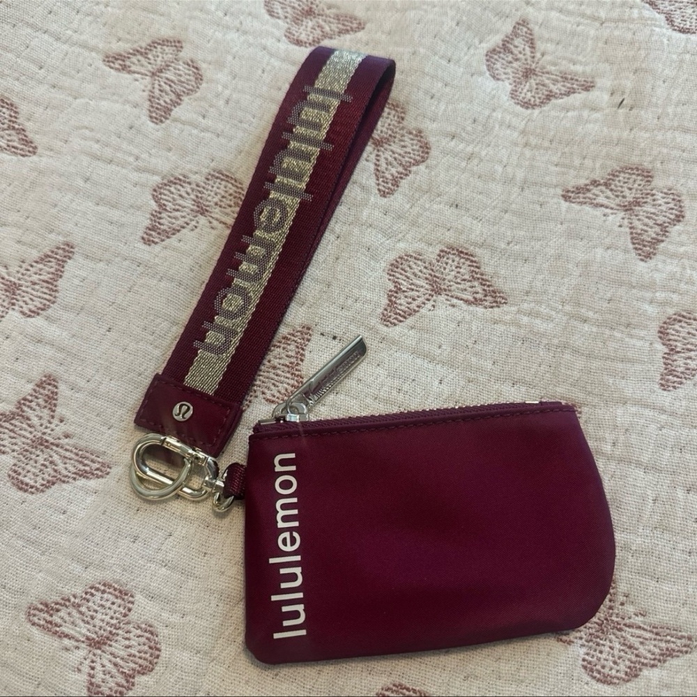 Sold - Lululemon Maroon Wristlet